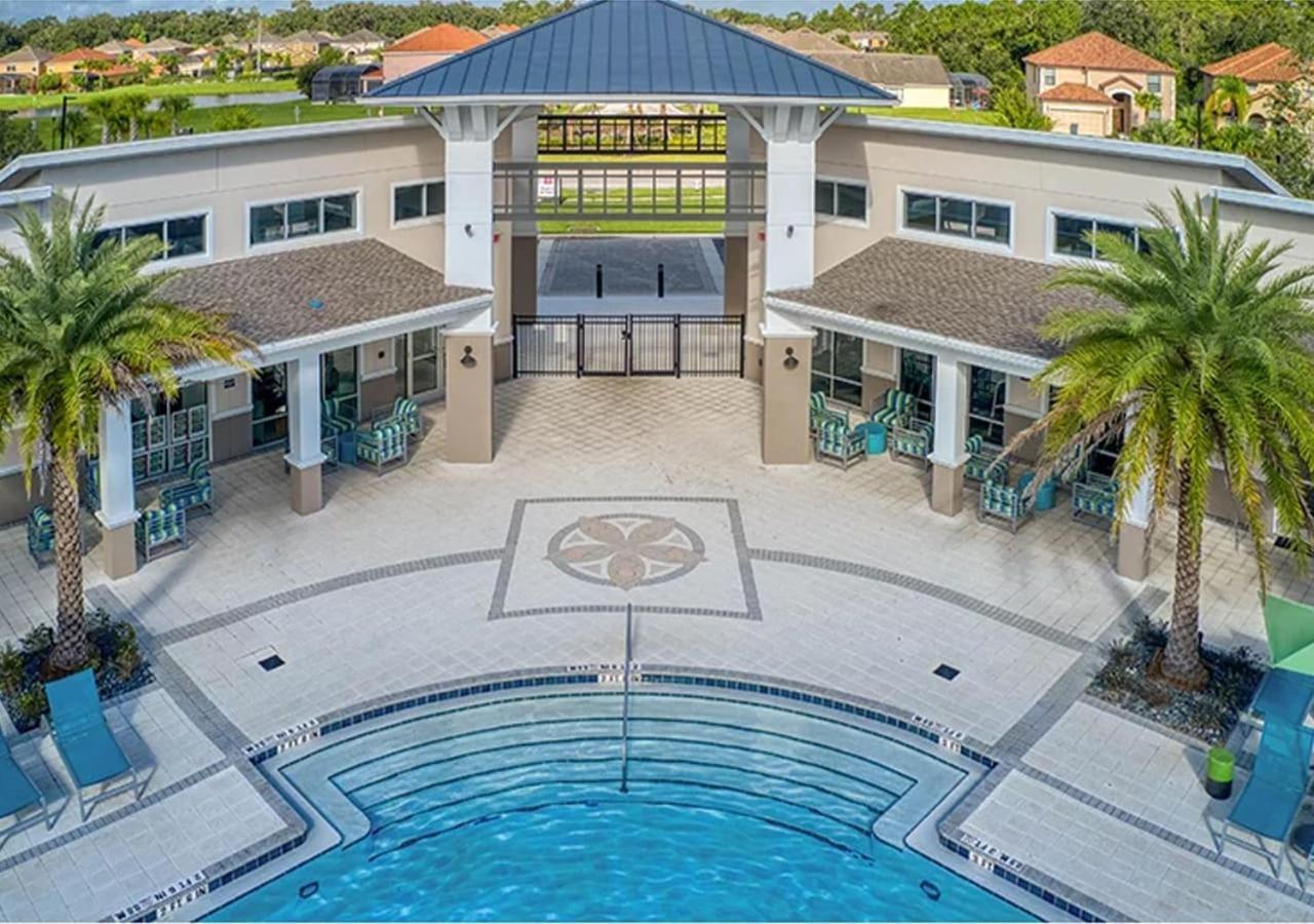 Stunning 9Br Home - Family Resort With Private Pool, Hot Tub, Games Room And Bbq! Kissimmee Eksteriør billede