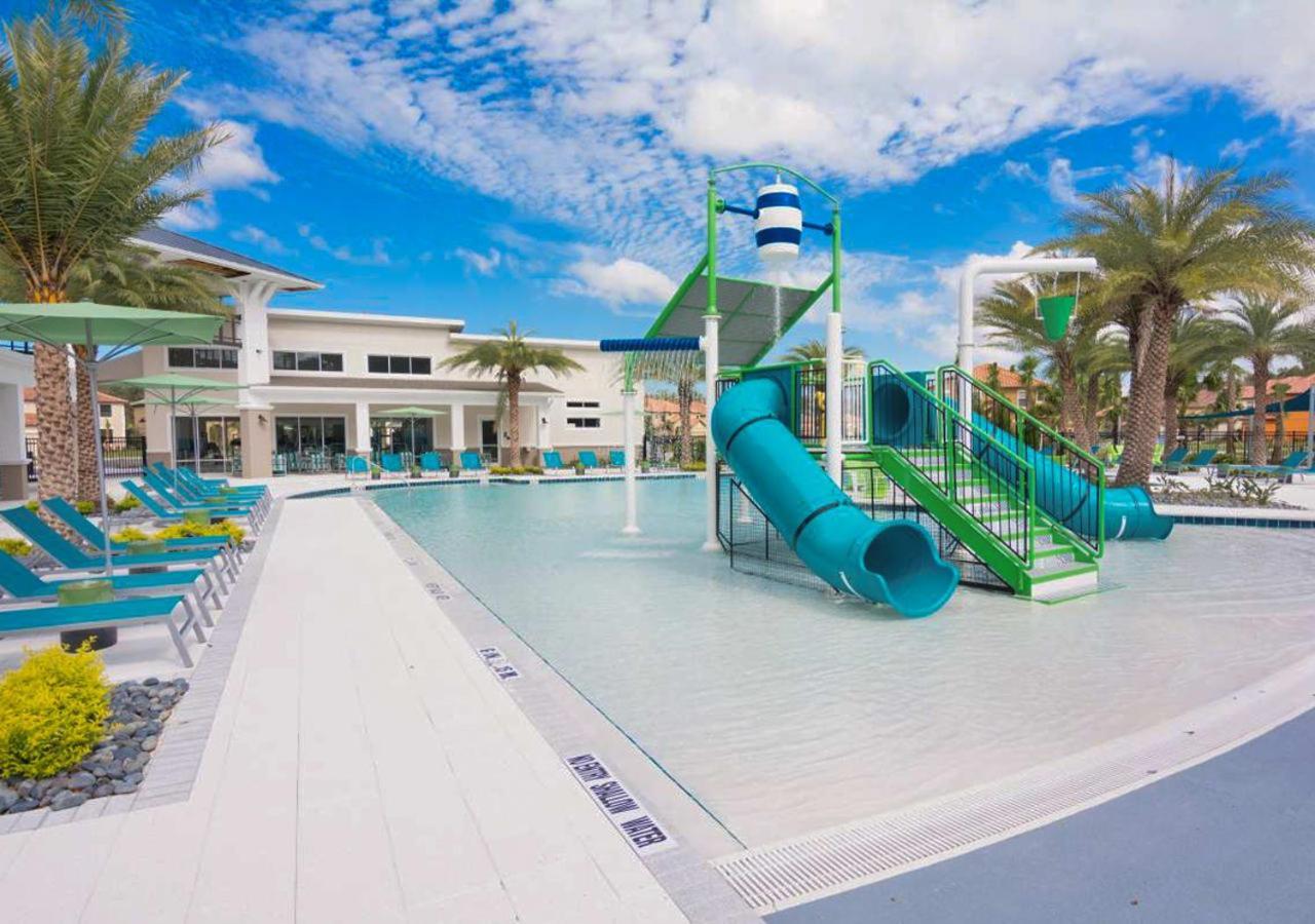 Stunning 9Br Home - Family Resort With Private Pool, Hot Tub, Games Room And Bbq! Kissimmee Eksteriør billede